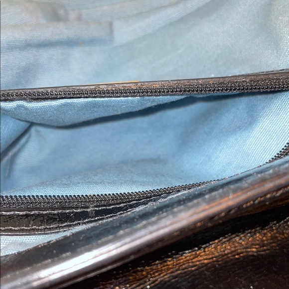 Isabella Fiore Black Patent Leather Magnet Close Clutch Strap - Picture 8 of 16